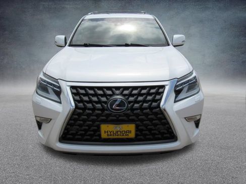 Used 2023 Lexus GX 460 Luxury w/ Accessory Package AWD/4WD image 9