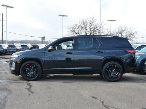 Used 2022 Chevrolet Traverse Premier w/ Redline Edition image 4