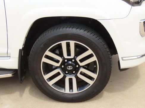 Used 2016 Toyota 4Runner Limited image 7