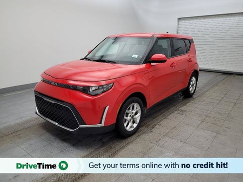 Used 2023 Kia Soul LX w/ LX Technology Package FWD image 1