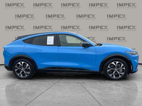 Used 2023 Ford Mustang Mach-E Premium image 6