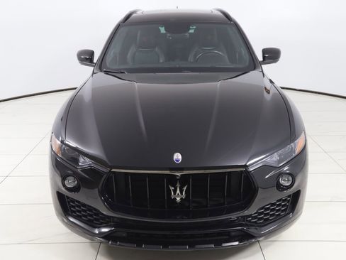Used 2018 Maserati Levante GranSport image 62