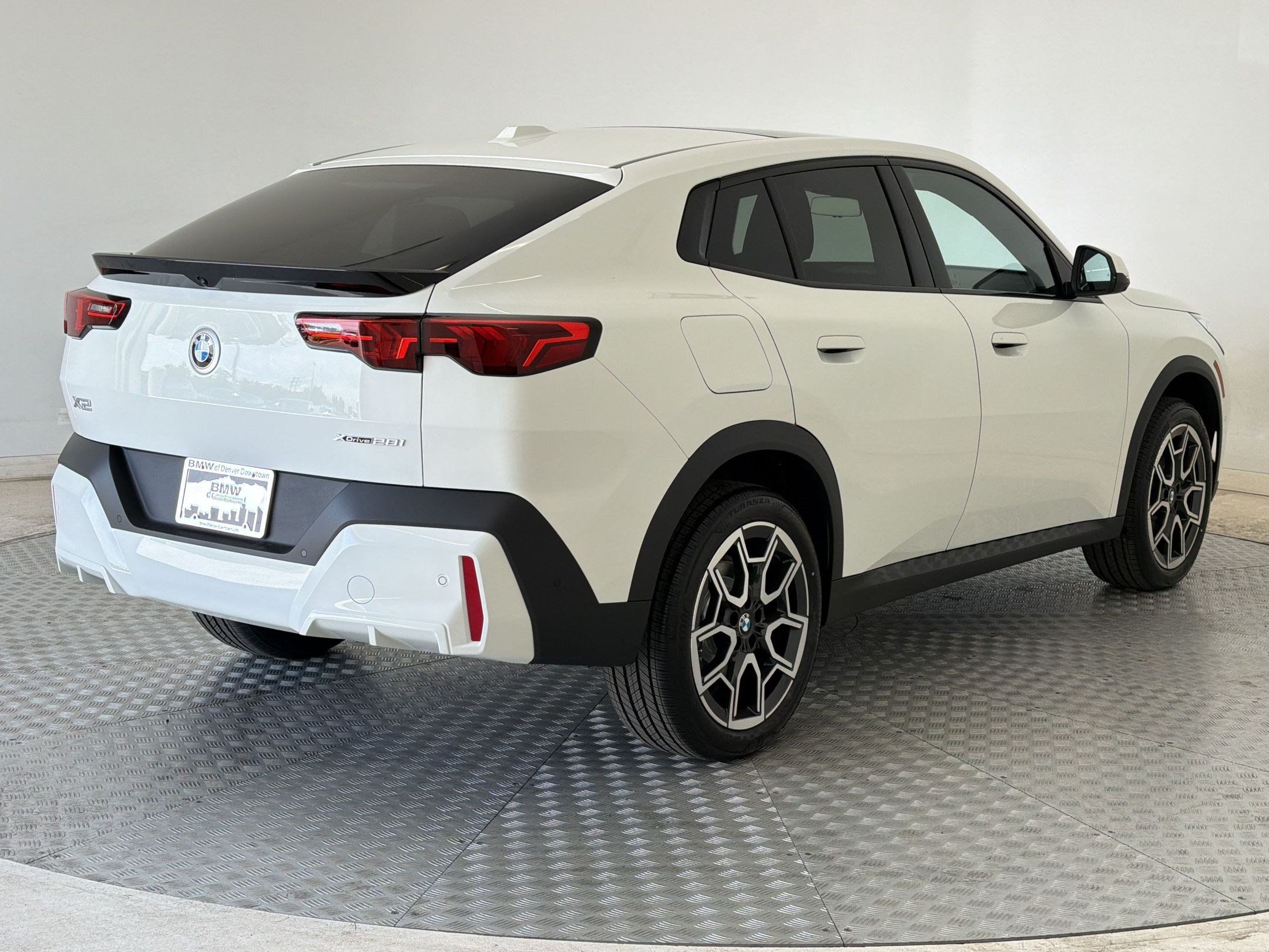 New 2026 BMW X2 xDrive28i w/ Technology Package AWD/4WD image 9
