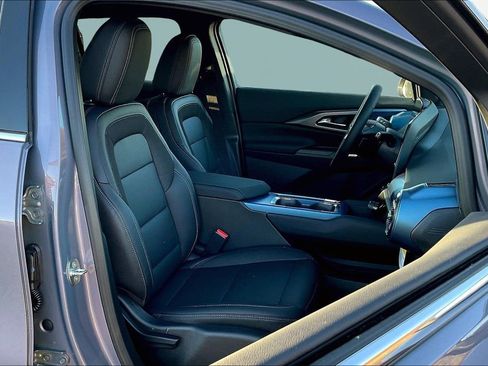 New 2026 Chevrolet Equinox EV LT w/ LPO, All-Weather Mat Package AWD/4WD image 13