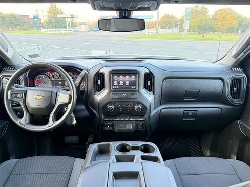 Used 2020 Chevrolet Silverado 1500 W/T w/ WT Value Package AWD/4WD image 22