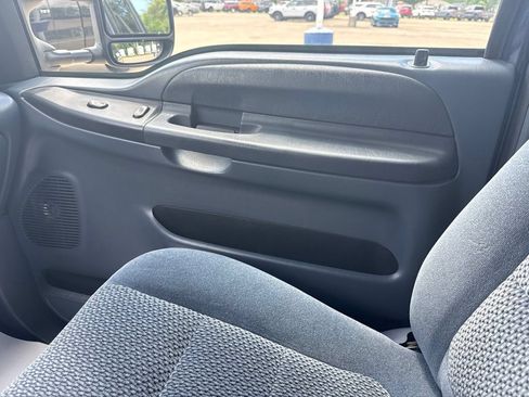 Used 2001 Ford F250 XLT RWD image 17