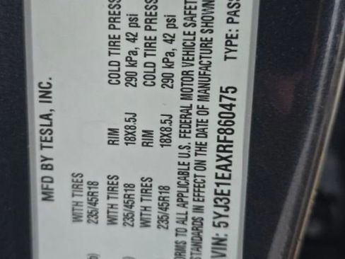 Used 2024 Tesla Model 3 Standard Range image 10