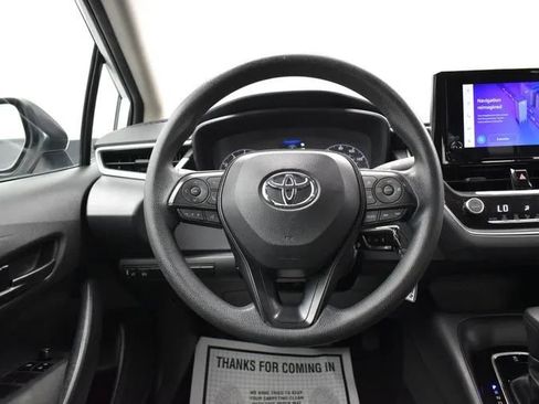 Used 2024 Toyota Corolla LE FWD image 19