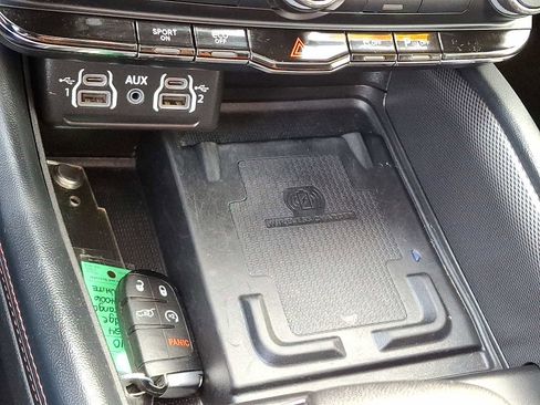 Certified 2024 Dodge Durango R/T image 28