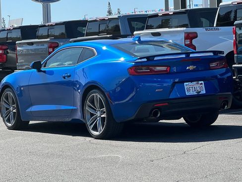 Used 2018 Chevrolet Camaro SS RWD image 7