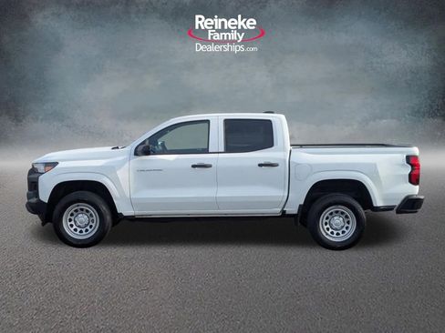 Used 2023 Chevrolet Colorado W/T image 9