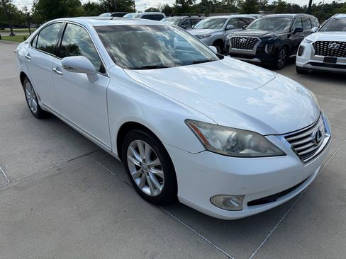 Used 2011 Lexus ES 350 FWD image 3