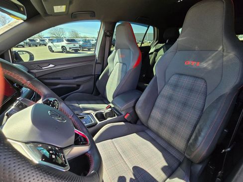 Used 2023 Volkswagen GTI 40th Anniversary Edition image 20
