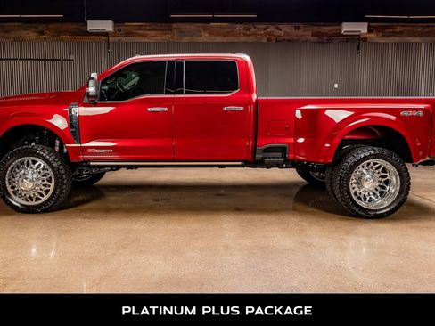 Used 2026 Ford F350 Platinum w/ Platinum Plus Package image 6