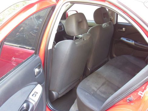 Used 2006 Nissan Sentra SE-R Spec V w/ (J01) Sunroof Pkg FWD image 13