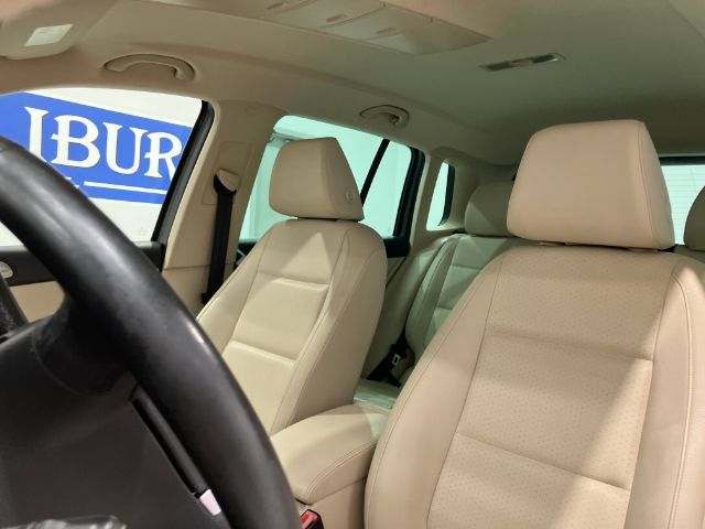 Used 2012 Volkswagen Tiguan S FWD image 24