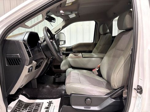 Used 2017 Ford F350 XL w/ Power Equipment Group image 11