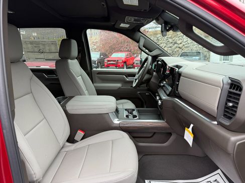 New 2026 GMC Sierra 2500 SLT w/ Max Trailering Package image 22