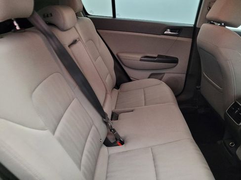 Used 2019 Kia Sportage LX image 19