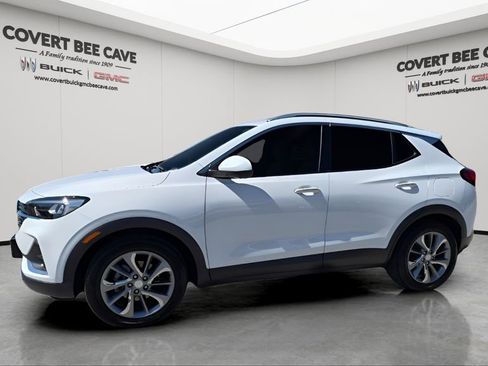 Used 2023 Buick Encore GX Essence w/ Advanced Technology Package image 4