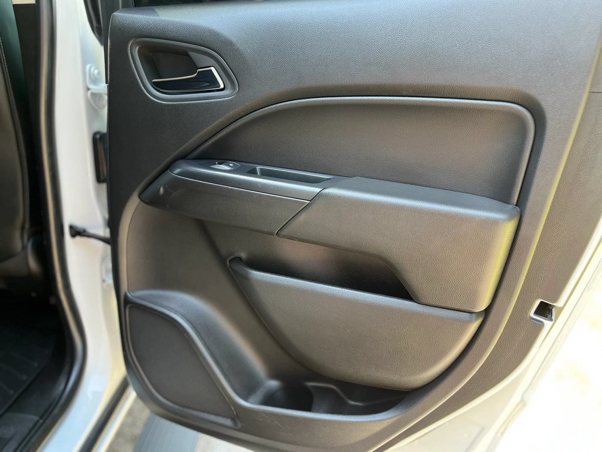 Used 2019 Chevrolet Colorado ZR2 w/ ZR2 Dusk Special Edition AWD/4WD image 26