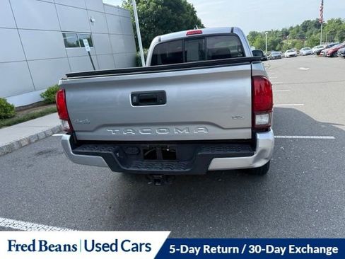 Certified 2023 Toyota Tacoma SR AWD/4WD image 11
