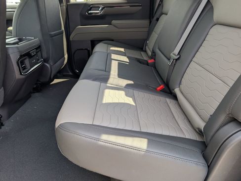 New 2026 Chevrolet Silverado 1500 ZR2 AWD/4WD image 9