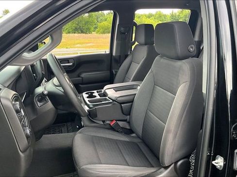 Used 2023 Chevrolet Silverado 1500 Custom AWD/4WD image 22