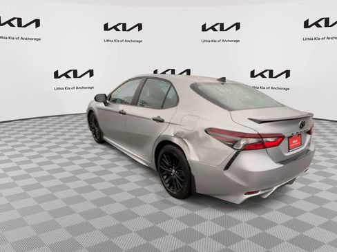 Used 2021 Toyota Camry SE AWD/4WD image 6