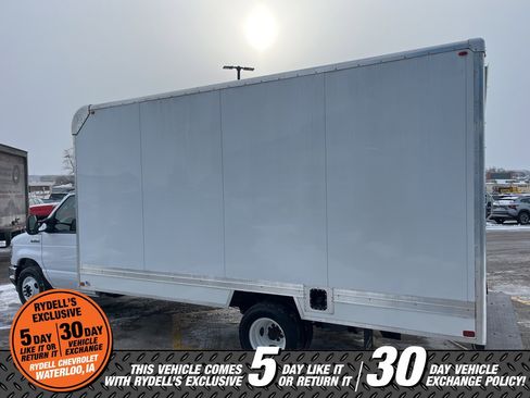 Used 2024 Ford E-350 and Econoline 350 Super Duty w/ Power Windows & Locks Group image 7
