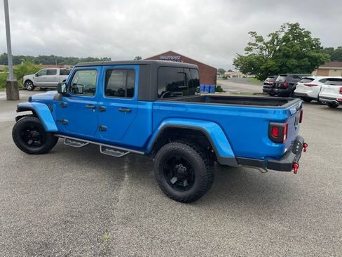 Used 2022 Jeep Gladiator Sport AWD/4WD image 6