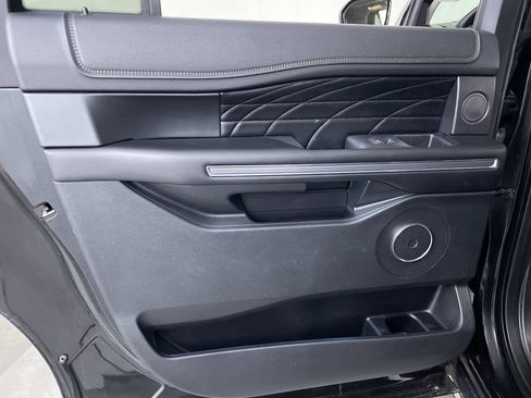 Used 2019 Ford Expedition Max Platinum AWD/4WD image 20