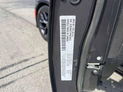 Used 2023 Dodge Charger R/T w/ Blacktop Package image 33