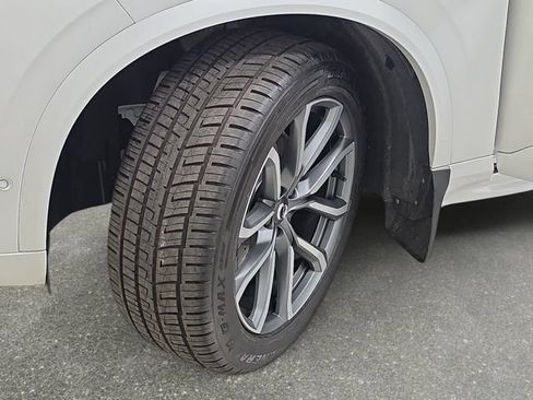 Used 2019 Volvo XC90 T6 Momentum w/ Advanced Package AWD/4WD image 32