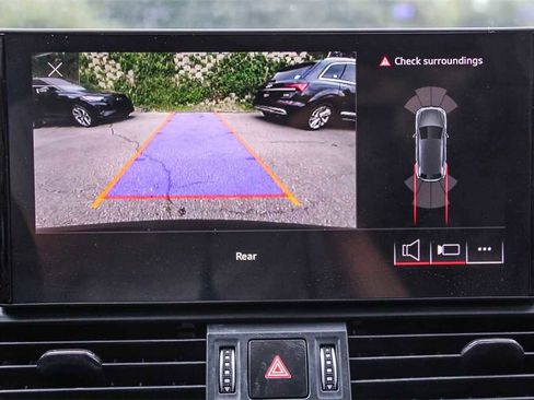 Used 2023 Audi Q5 2.0T Premium w/ Convenience Package image 20