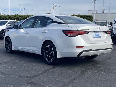 Used 2025 Nissan Sentra SV w/ All-Weather Package image 4