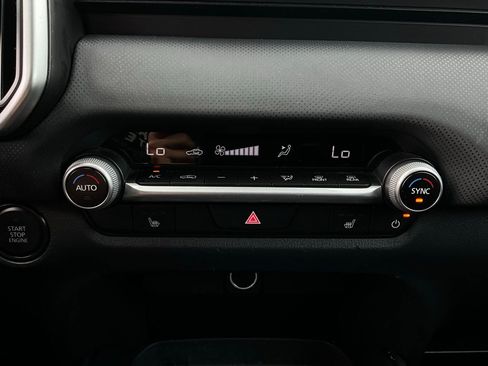 Used 2025 MAZDA CX-50 AWD 2.5 S w/ Premium Package image 29