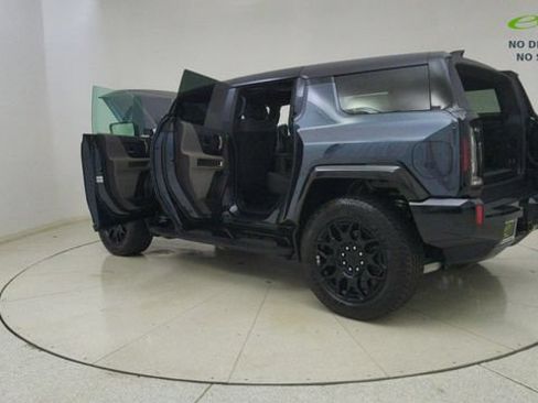 Used 2025 GMC Hummer EV 3X w/ LPO, Illumination Package AWD/4WD image 78