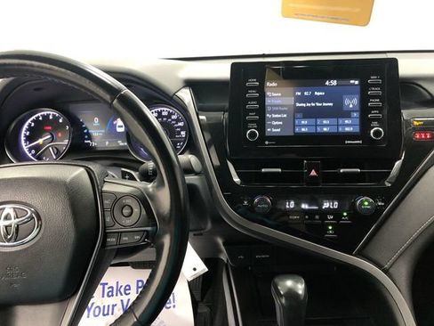 Used 2023 Toyota Camry SE AWD/4WD image 19
