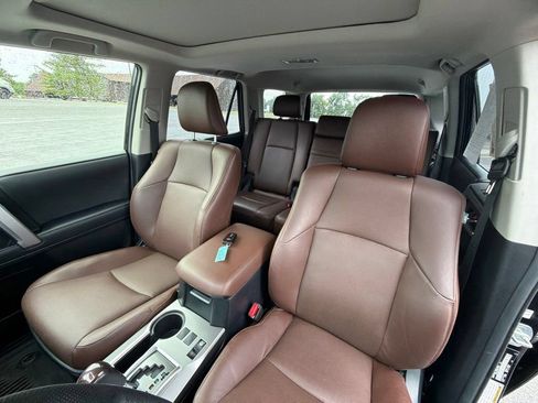 Used 2024 Toyota 4Runner Limited AWD/4WD image 23