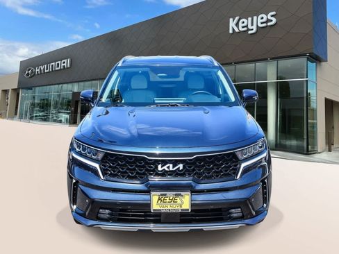 Used 2023 Kia Sorento EX FWD image 2
