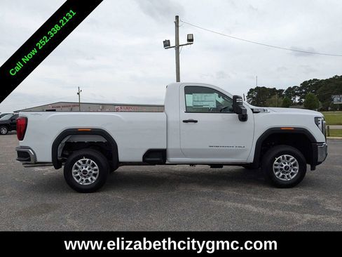 New 2025 GMC Sierra 2500 Pro image 2