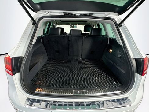 Used 2012 Volkswagen Touareg VR6 AWD/4WD image 29
