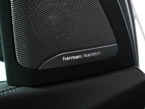 Used 2022 BMW X5 M50i w/ Executive Package image 7