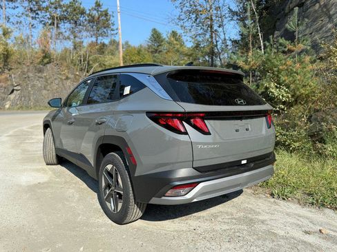 New 2026 Hyundai Tucson SEL image 3