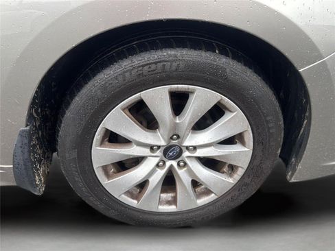 Used 2017 Subaru Legacy 2.5i Premium AWD/4WD image 28