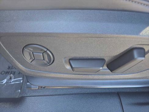 New 2025 Audi Q3 2.0T Premium image 22