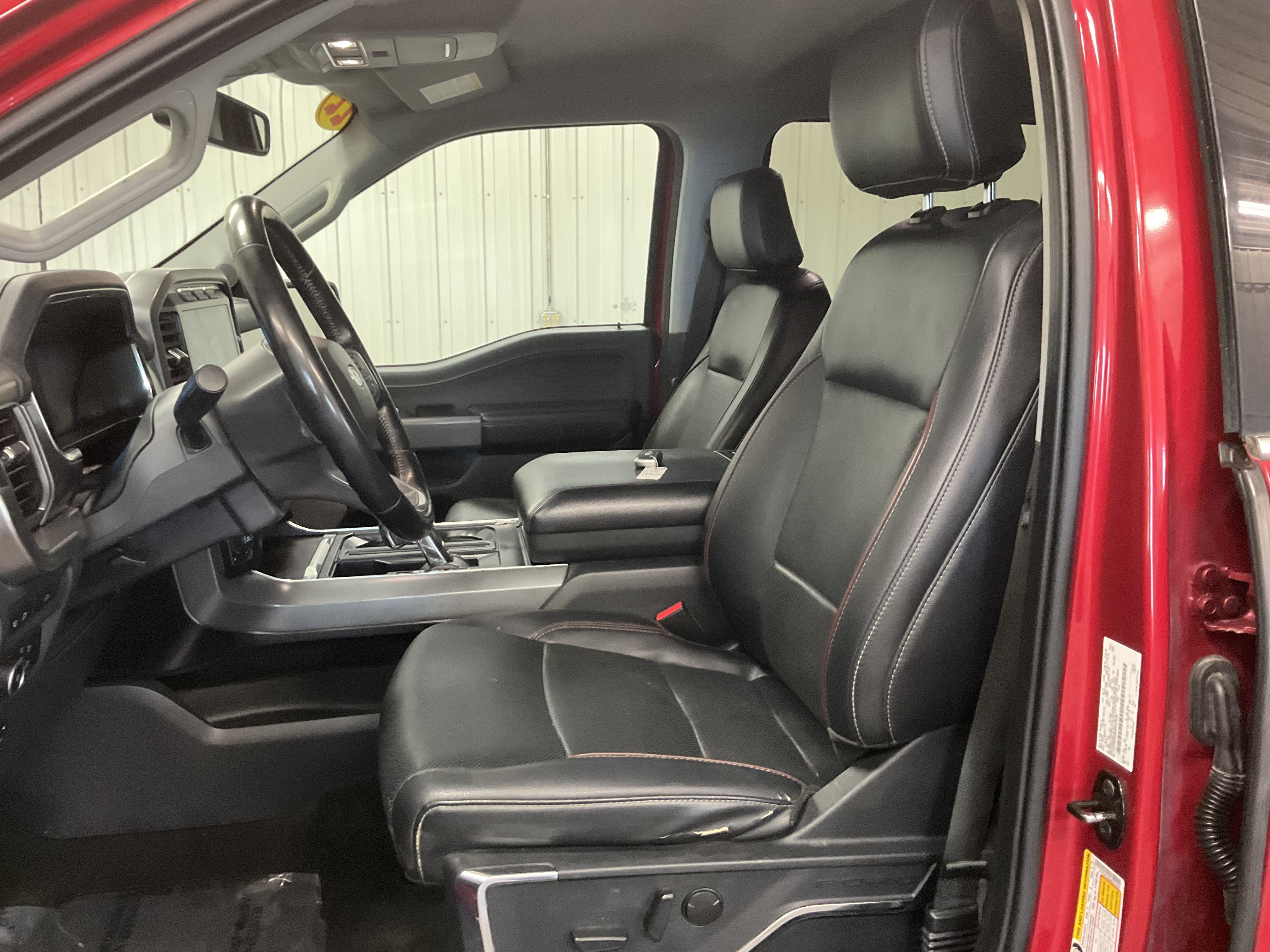 Used 2022 Ford F150 Lariat w/ Max Trailer Tow Package AWD/4WD image 11
