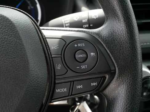 Certified 2025 Toyota RAV4 LE AWD/4WD image 25