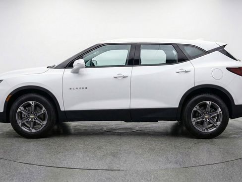 Used 2025 Chevrolet Blazer LT image 5